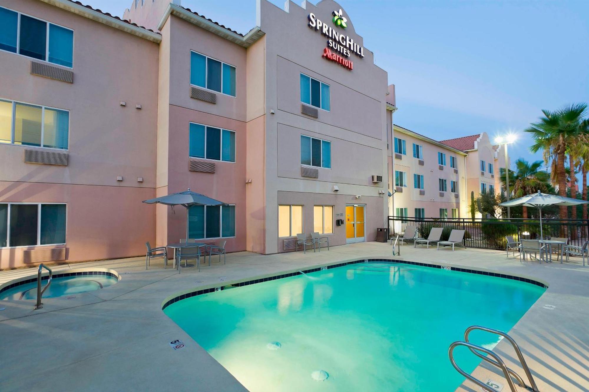 Springhill Suites Phoenix North Екстериор снимка